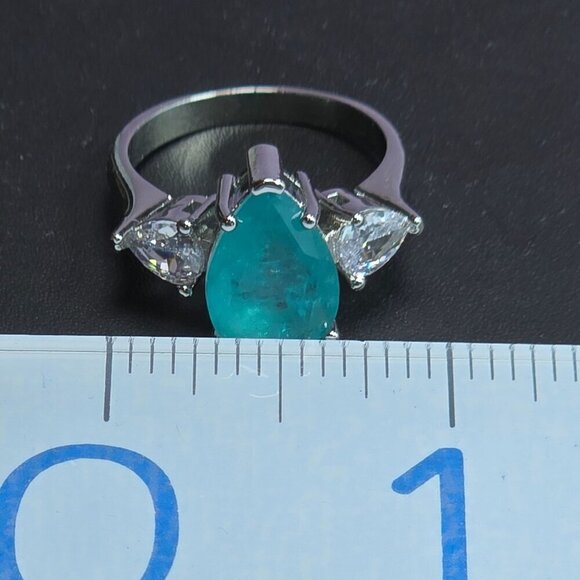 Pear-Shaped Simulated Paraiba Statement Ring Size 10 (NWOT) - Picture 4 of 5